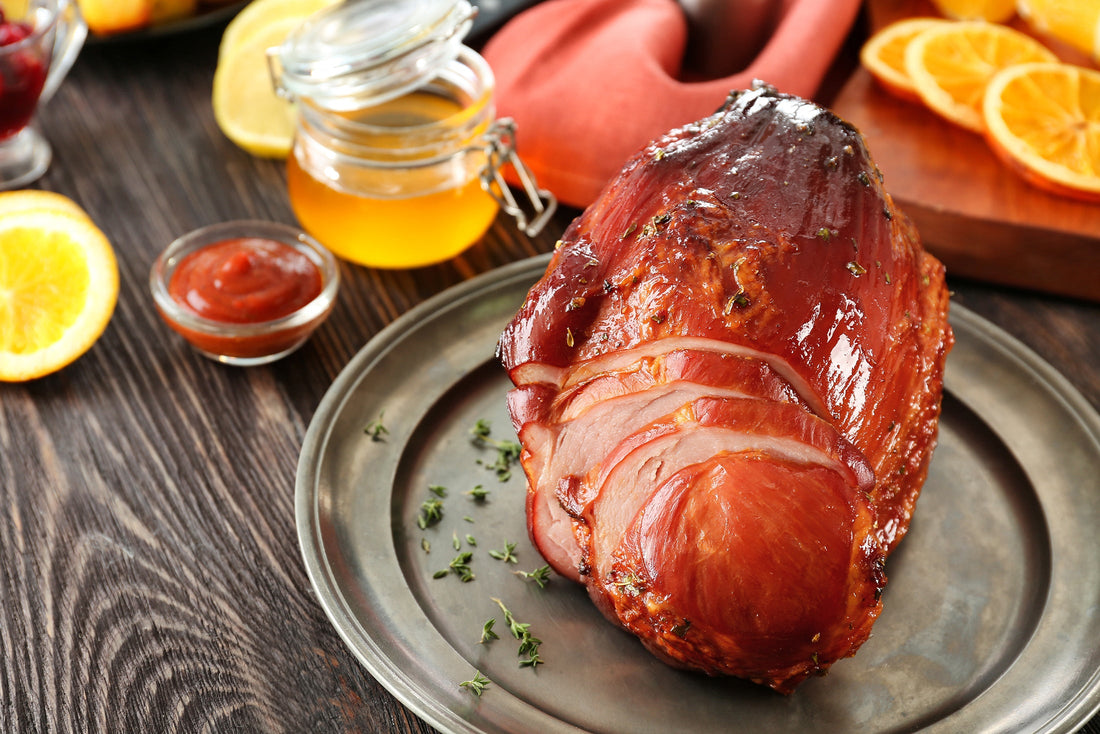 Perfect Honey-Glazed Ham: Sweet, Savory, and Simply Delicious 🍯🥩