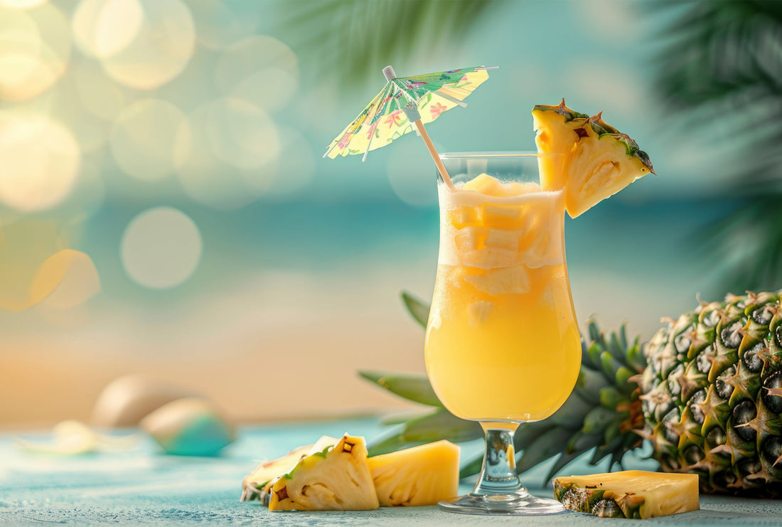 Tropical Pineapple Vodka Cocktail 🍍🍹