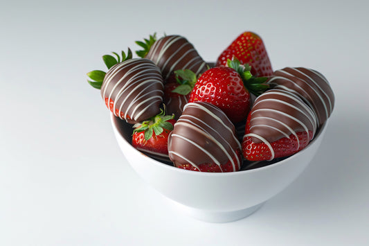 Valentine’s Chocolate-Covered Strawberries – A Sweet & Simple Treat! 🍓