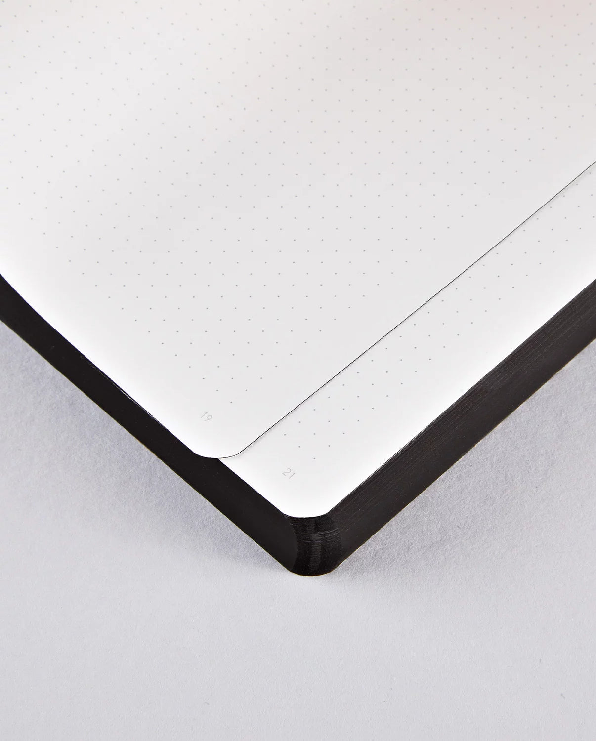Nuuna Notebook Graphic L Express Yourself