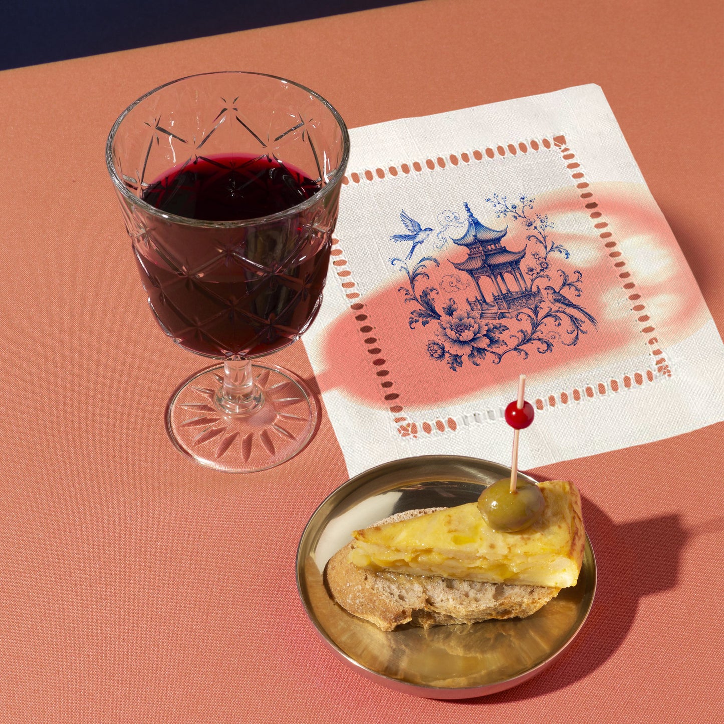 Chinoiserie Pagoda Birds Hemstitch Napkins